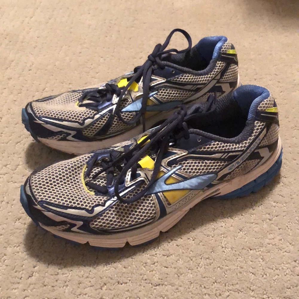 Brooks Ravenna Running Shoes - Sz 11 (Women’s)